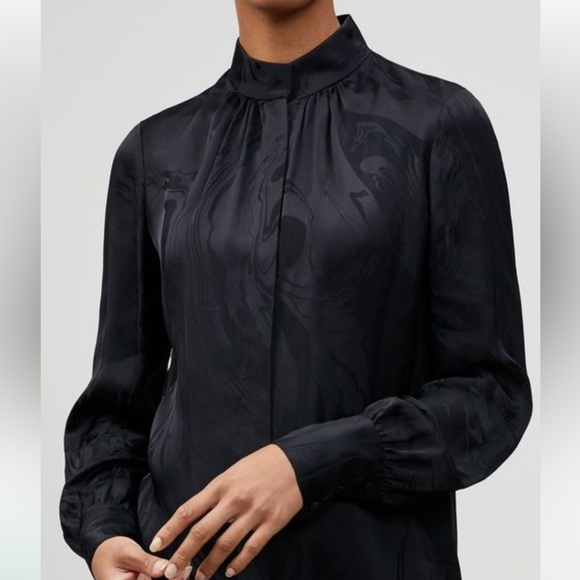 NWT Lafayette 148 swirl design tunic top - Picture 2 of 6